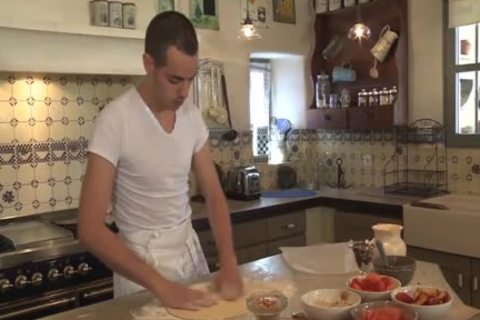 those Two homosexual Chefs Make The majority Of The Kitchen