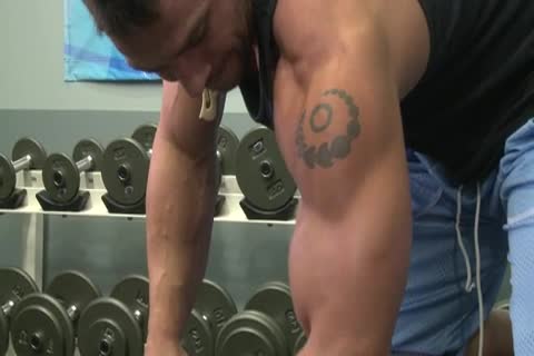 Cayden Ross Tugging dong