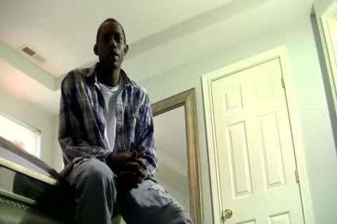 monstrous Daddy Joe First Oversized ebony 10-Pounder Experience In His throat HD Porn Recorded - SpankBang