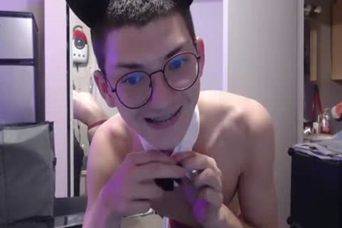 pretty Nerdy Crossdresser With Glasses web camera Solo