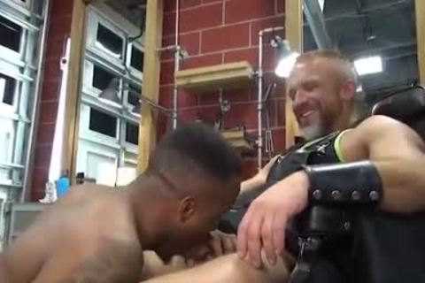 DIRK CABER & PHEONIX-BARBER OH MY GOD!poke!