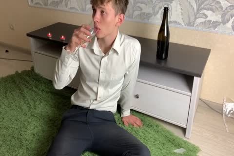 YB u Have A Date With Skinny twink