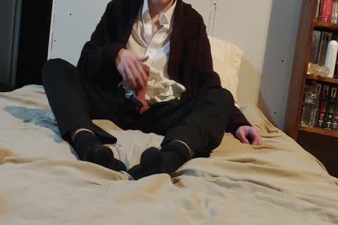 Hung Low Voiced Bender Style Makes Your pussy sperm (for women