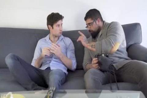 Photography Lesson - Ryan pokes fucks Drew Dixon