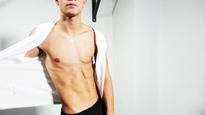 EastBoys.com - Young athletic friend oil fitness