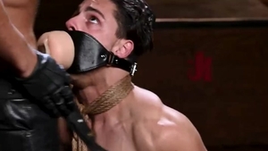 Hard slamming & athletic latino hunk
