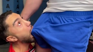 Cheerleader gets nailed