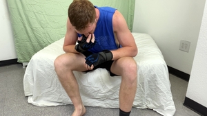 Next Door Homemade: Intense Gym Jock Dacotah Red's Solo Fun