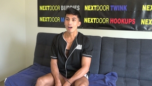 Next Door Casting: Amateur Big Dick's First Try